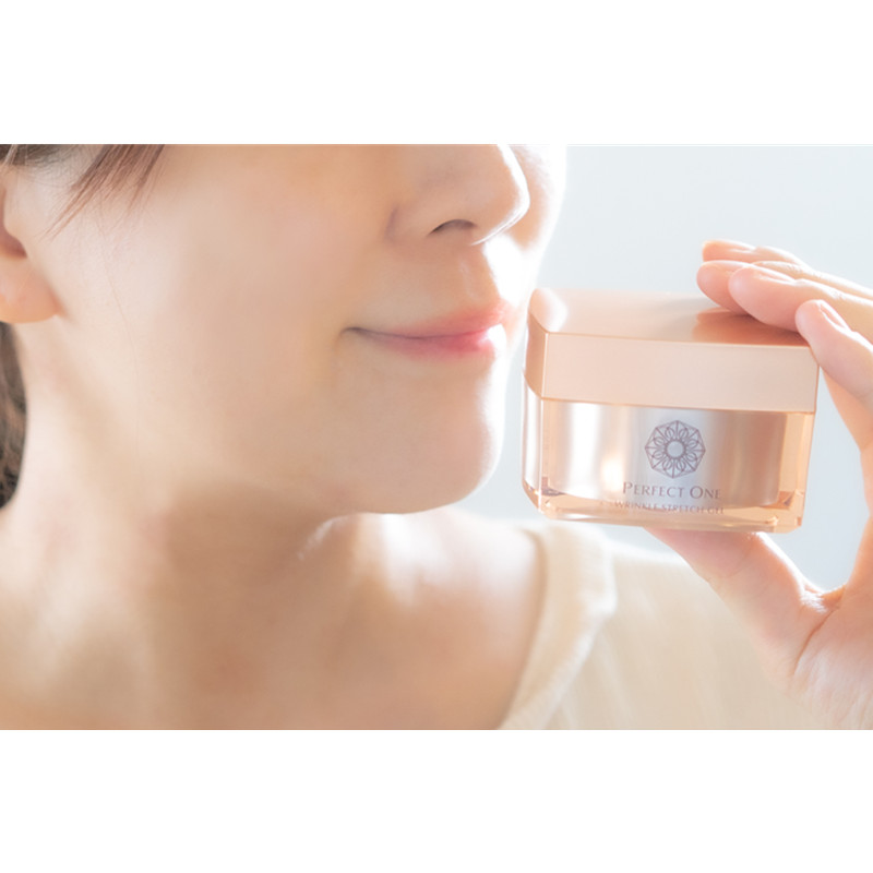 Perfect One Wrinkle Stretch Gel 50g ｜ DOKODEMO