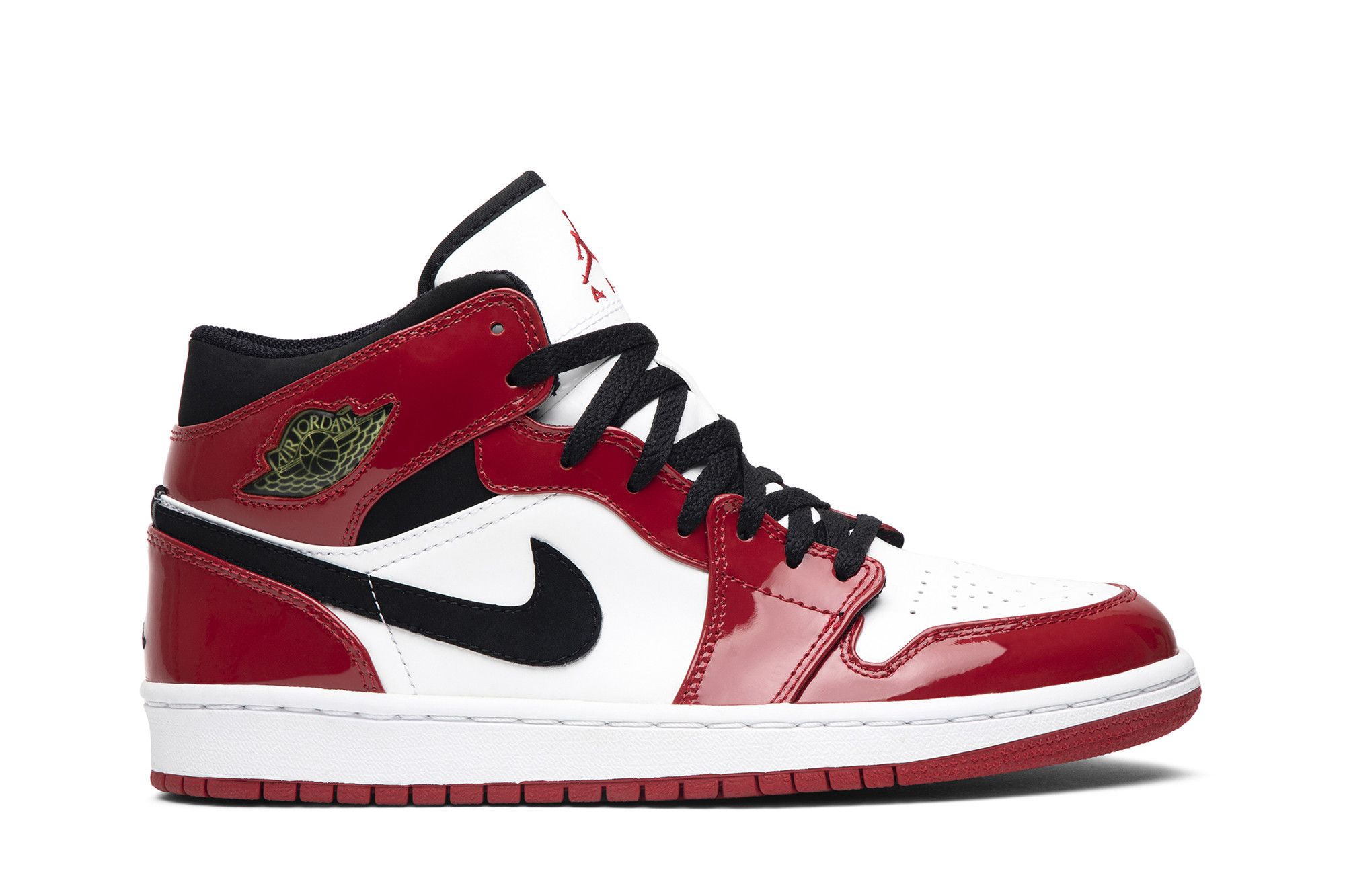 Buy Air Jordan 1 Retro Patent 'Chicago Bulls' 2003 - 136085 106 | GOAT