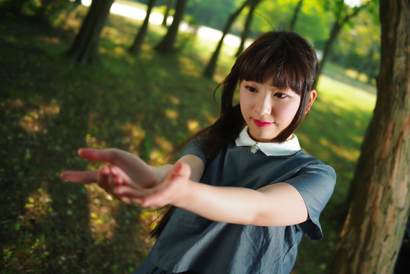 ポートレート撮影には「標準単焦点レンズ」を使え！（1/2 ページ