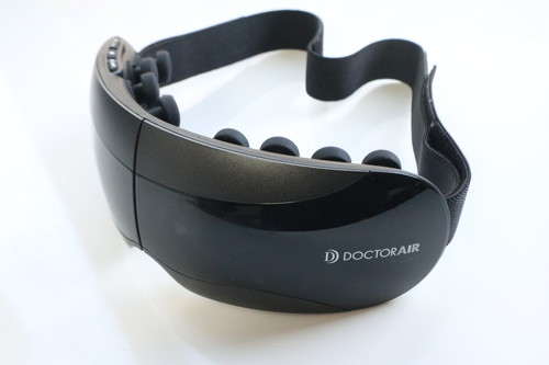 ドクターエア】アイマッサージャーの「3Dアイマジック タッピング」で