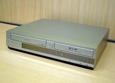 VHSを“特別扱い”しない3 in 1――東芝「RD-XV34」：レビュー（1/3 ページ