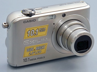 衝撃の1000万画素超コンパクトデジカメ――カシオ「EXILIM EX-Z1000