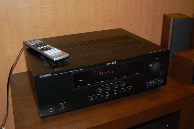 ヤマハ、価格を抑えたHDオーディオ対応AVアンプ「AX-V565」：7.1