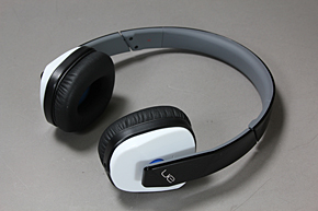 Ultimate Ears初！ Bluetooth対応のNCヘッドフォン「UE9000」を試す