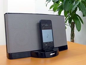 ボーズ、同社初のLightning対応iPodスピーカー「SoundDock Series III