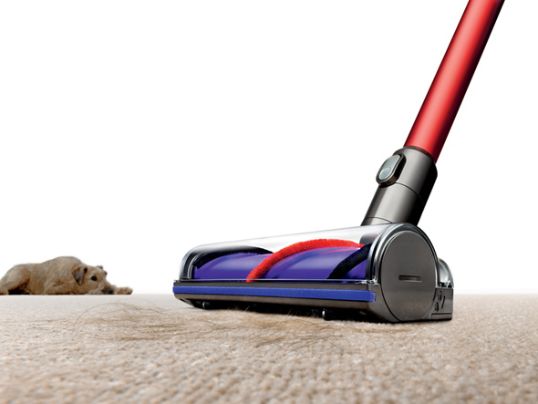 新開発ヘッドでカーペットを強力に吸引、ダイソンの新コードレス