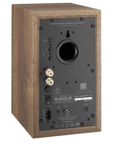 シンプルにテレビやPCの音をアップグレード――DALIからアンプ内蔵