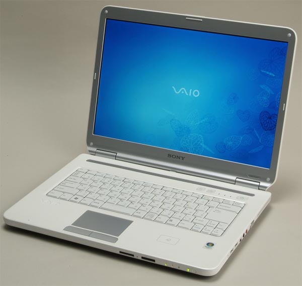 この白さは“別世界”なVAIO最安ノートPC実力診断──ソニー「VAIO type