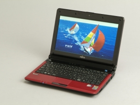 速攻フォトレビュー──FMV-BIBLO LOOX M/D10の“Netbook”純度を検証
