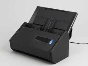 老舗のこだわりを凝縮した一手――定番ドキュメントスキャナの新モデル