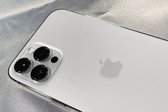 iPhone 12 Pro Max」の特別なカメラを検証して分かった“こだわりの差