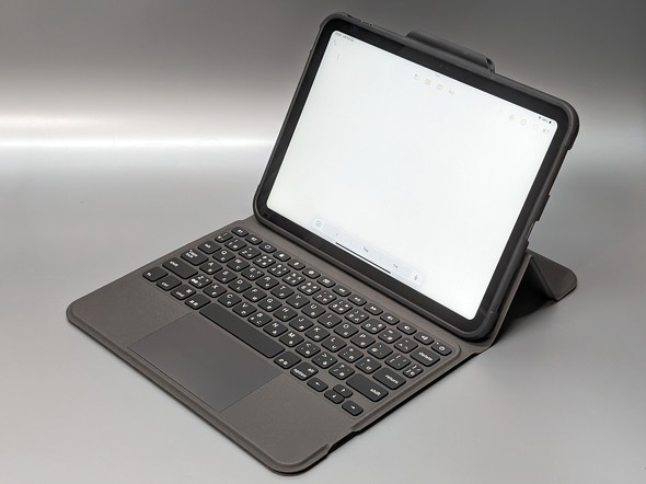 トラックパッド付きで実売1万円台後半！ 保護性能もピカイチな第10世代