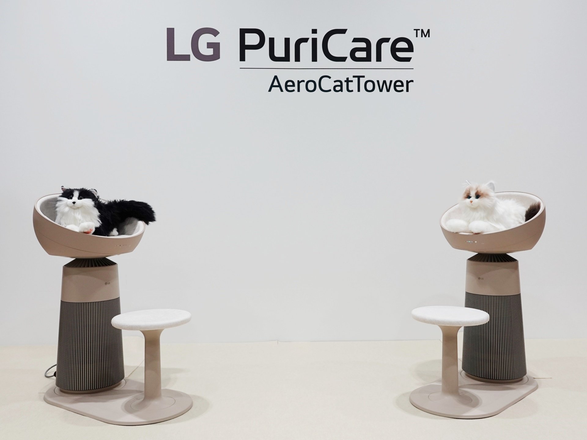 キャットタワー付き空気清浄機「LG PuriCare AeroCatTower」が登場