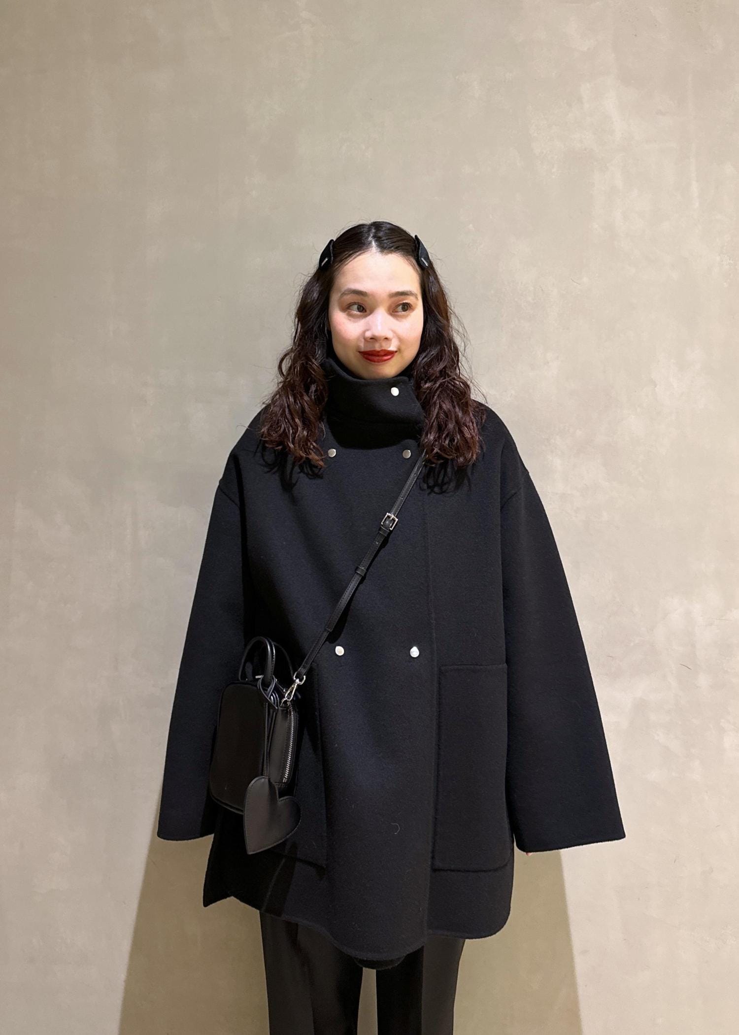 アダムへロペ 2024スタンドカラーハーフリバーコート アダムへロペ