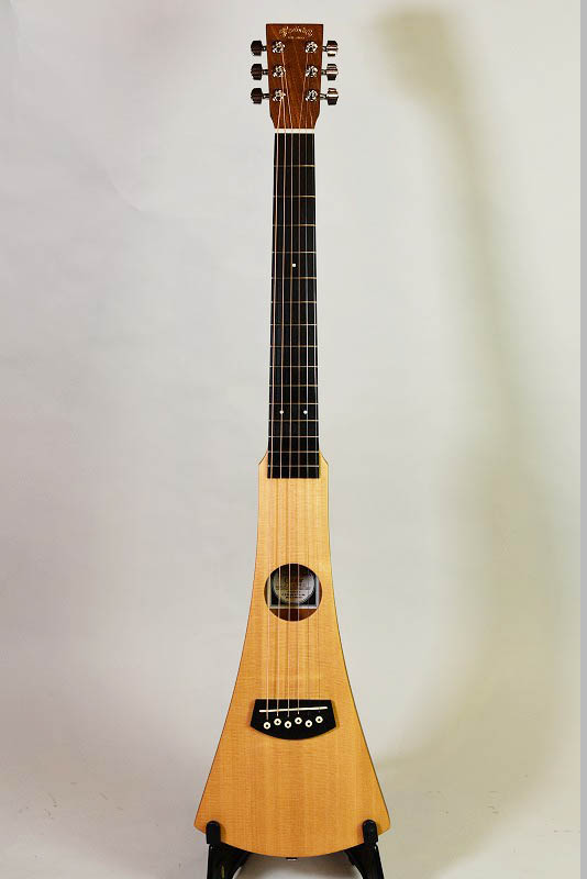 Martin ケース付き The backpacker guitar