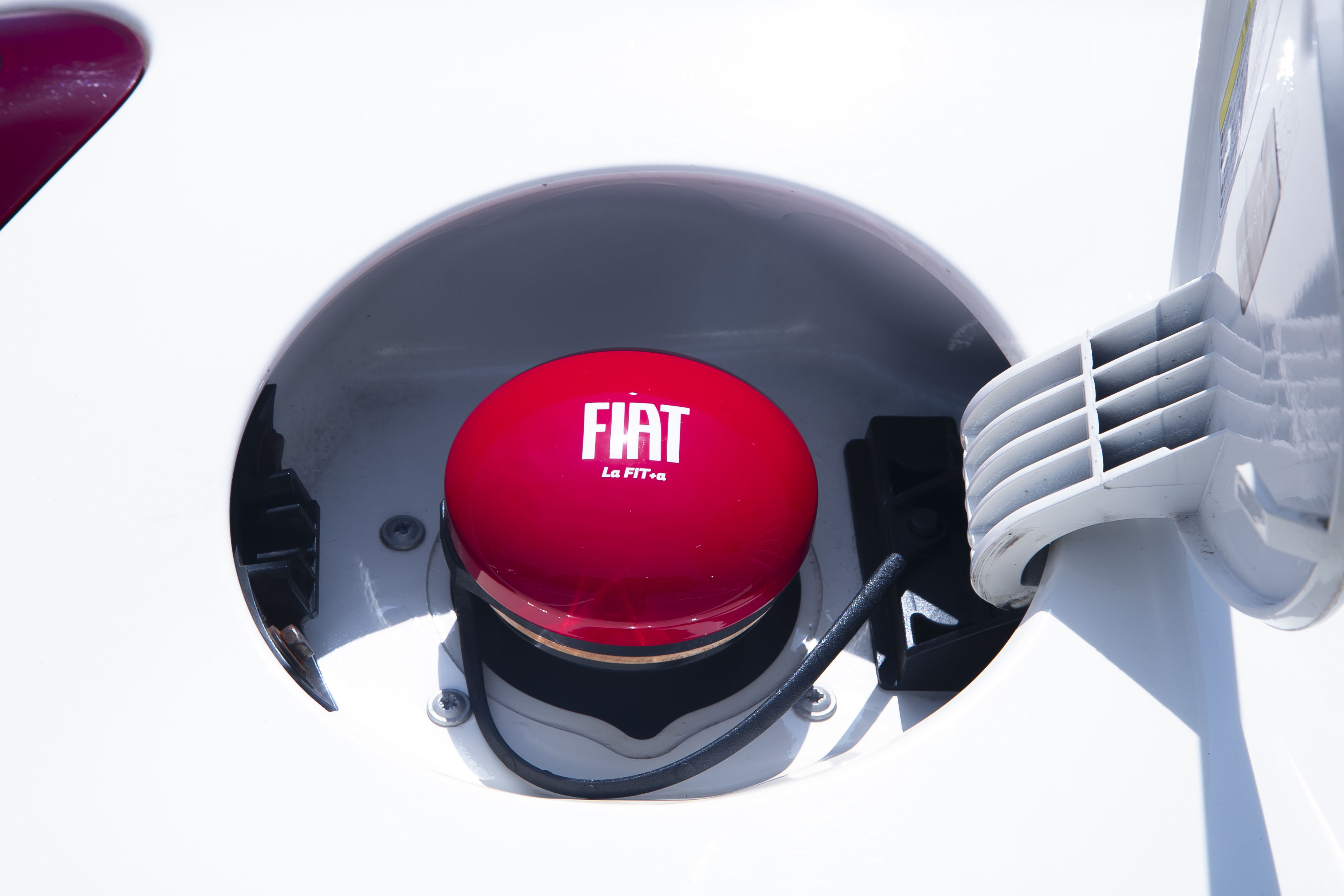 フィアット500燃料キャップ - フィアット500アクササリーパーツ