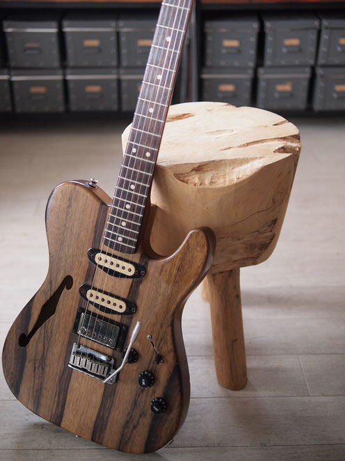 SOLD Warmoth - Hybrid Telecaster Thinline - Black Korina - Relic