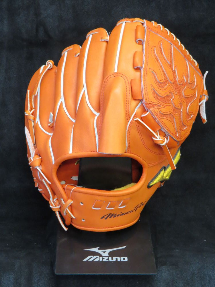 硬式グラブ 投手用 - (有)新田スポーツ