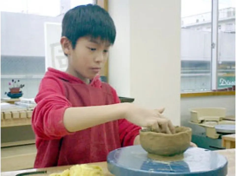 大阪・京橋】初めての方歓迎！おためし1日手びねり陶芸体験 - KKday