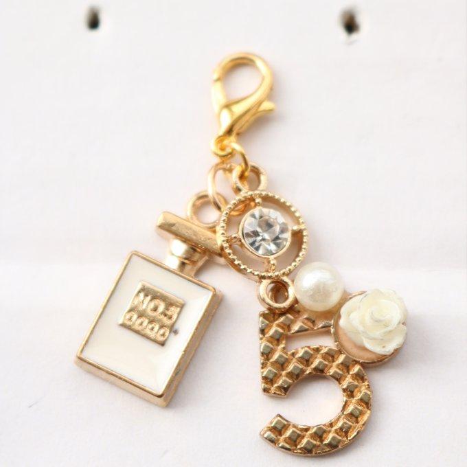 シャネルストーン ゆらゆら 香水瓶 カメリア No.5 チャーム スマホ