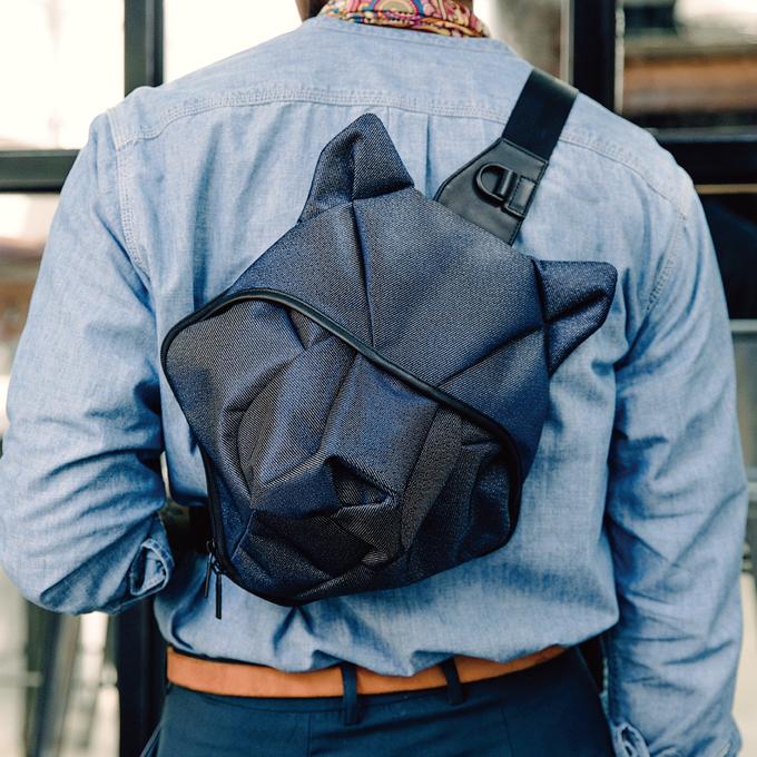 ORIBAGU】デニムオオカミ＿ボディバッグ【折り紙バッグ】 - ORIBAGU