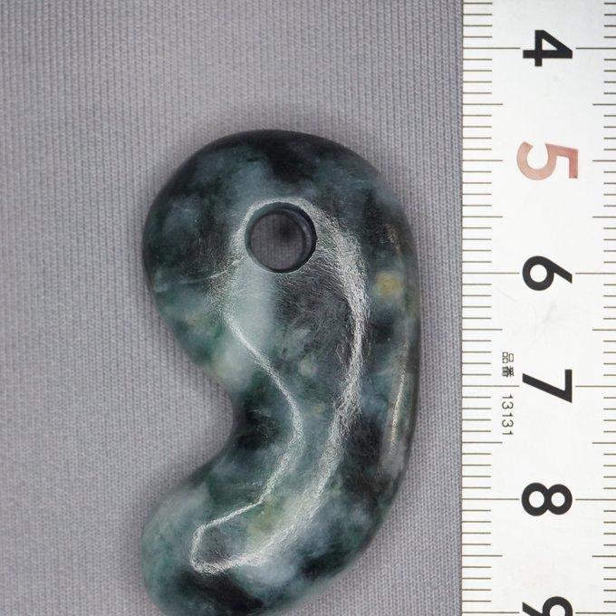 INo.018 勾玉 Type 43 糸魚川ヒスイ 圧砕ヒスイ - UNCLEHENRY'S