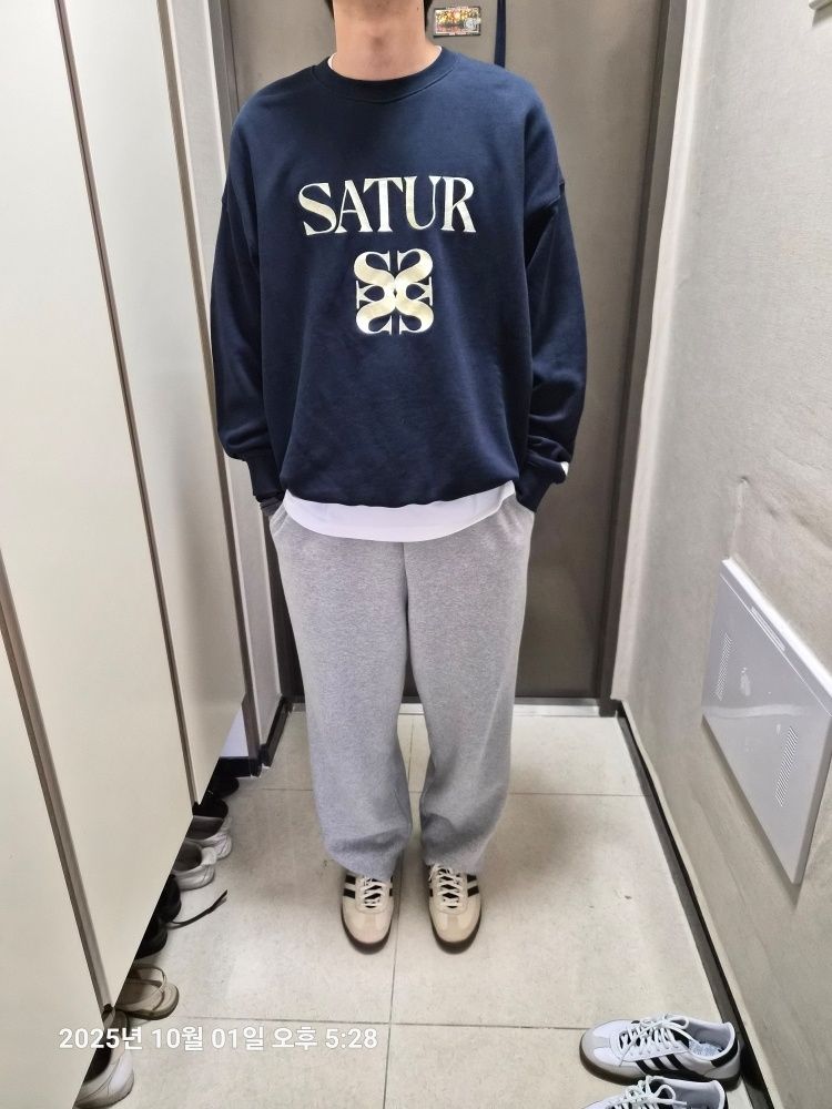 MUSINSA公式 | SATUR クラシックロゴスウェットシャツネイビーイエロー