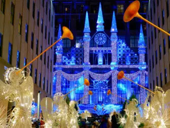 Saks Fifth Avenue Holiday Light Show in New York 2026