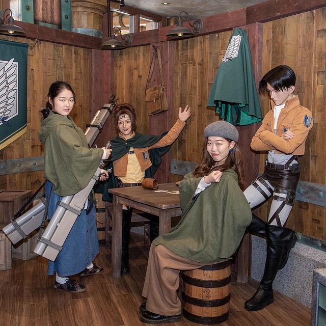 リヴァイ＆ハンジのクロノイドとも会える『進撃の巨人 調査兵団の食堂