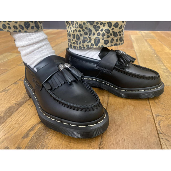 Dr.Martens 新作【日本限定】ADRIAN グレーステッチ ハードウェア