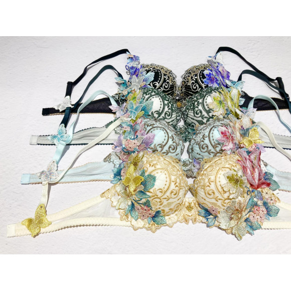 サルート新作「19グループ 限定発売コレクション」入荷のお知らせ