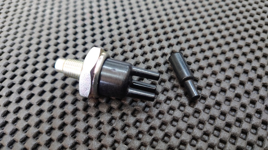 AE86・4AGエンジンインマニ・バキュームセンサー口（バキューム