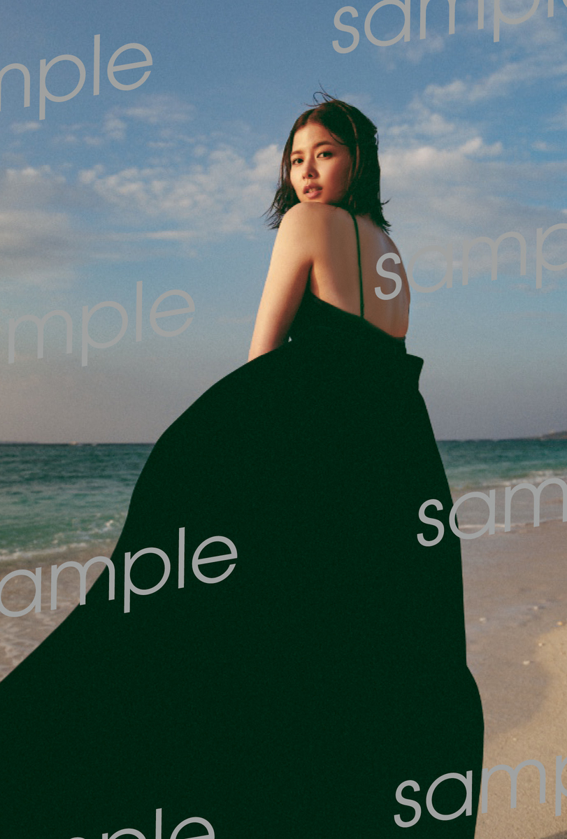 櫻坂46渡邉理佐 卒業メモリアルブック 抱きしめたくなる瞬間【星野