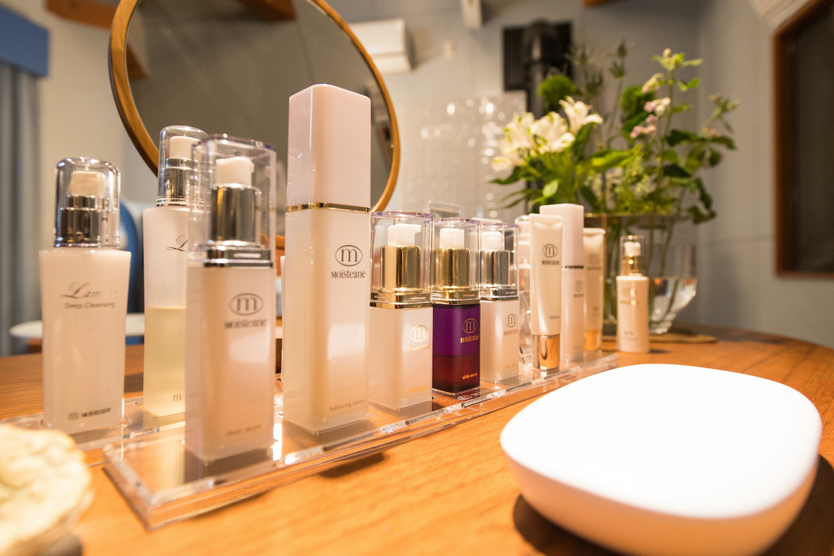 初回限定！お手入れスペシャルパック2,000円（税別）モイスティーヌ