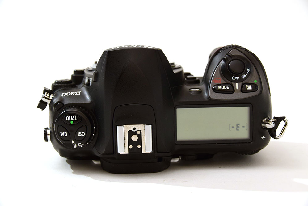 ニコン D200ボディ 中古カメラ・レンズ販売サイト | メディアジョイカメラ