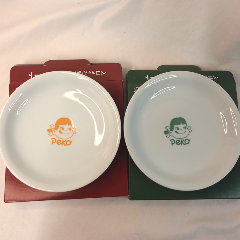 不二家ペコちゃんなんでもプレート 有田焼 ケーキ予約特典〈非売品