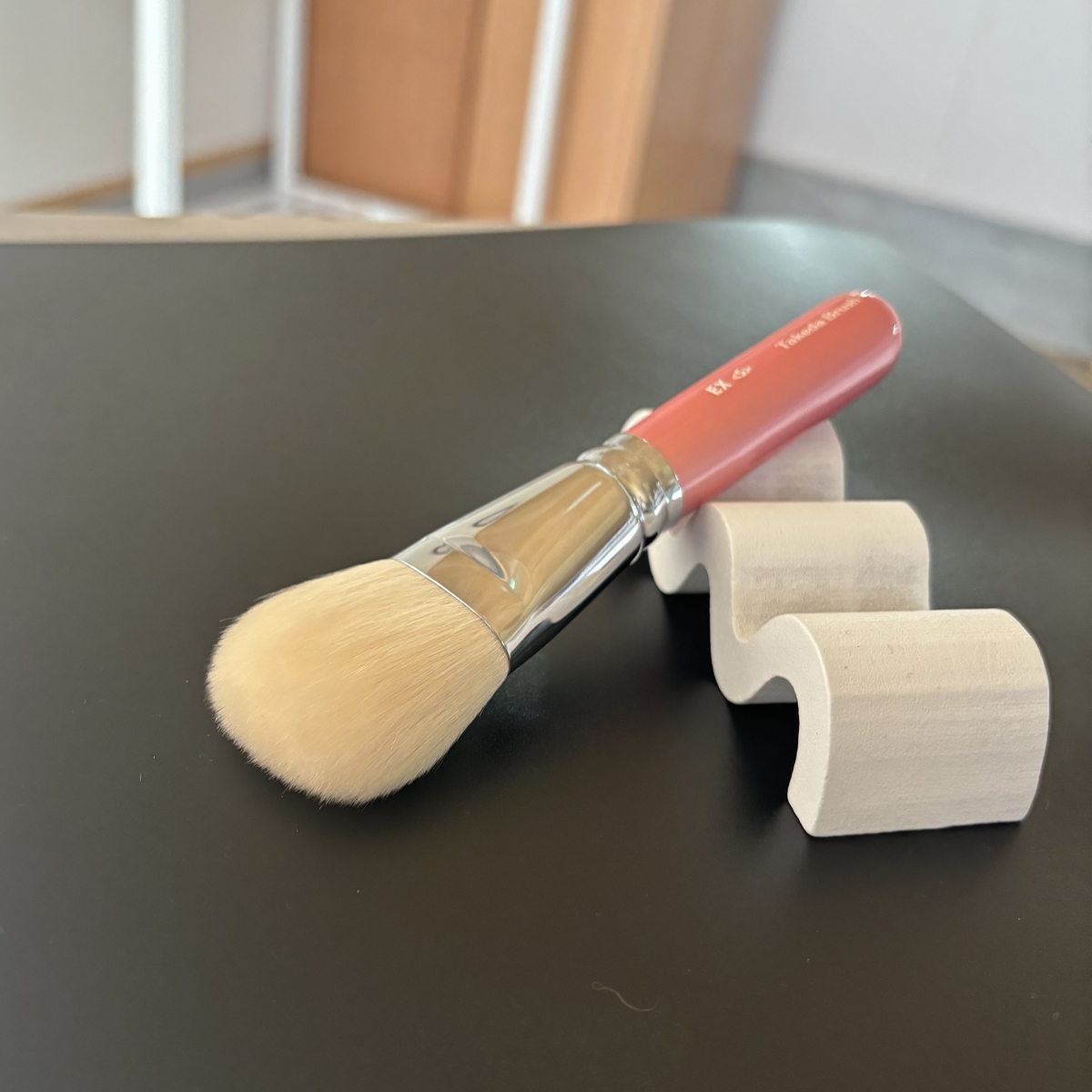 ピンク】フェイスブラシ 23OV D37 EXS（山羊毛100％） | 竹田ブラシ製作所