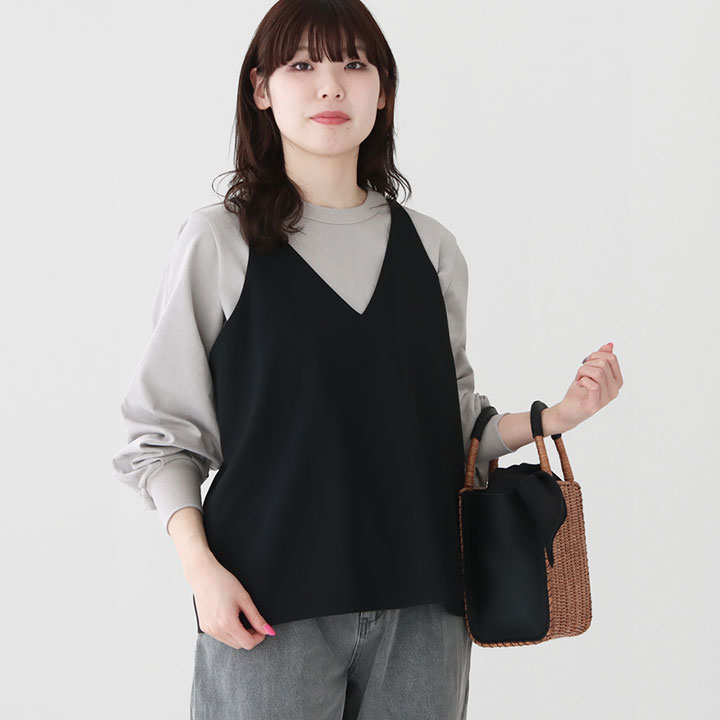 mizuiro ind 黒 Vネック キャミソール mizuiro ind 黒 Vネック