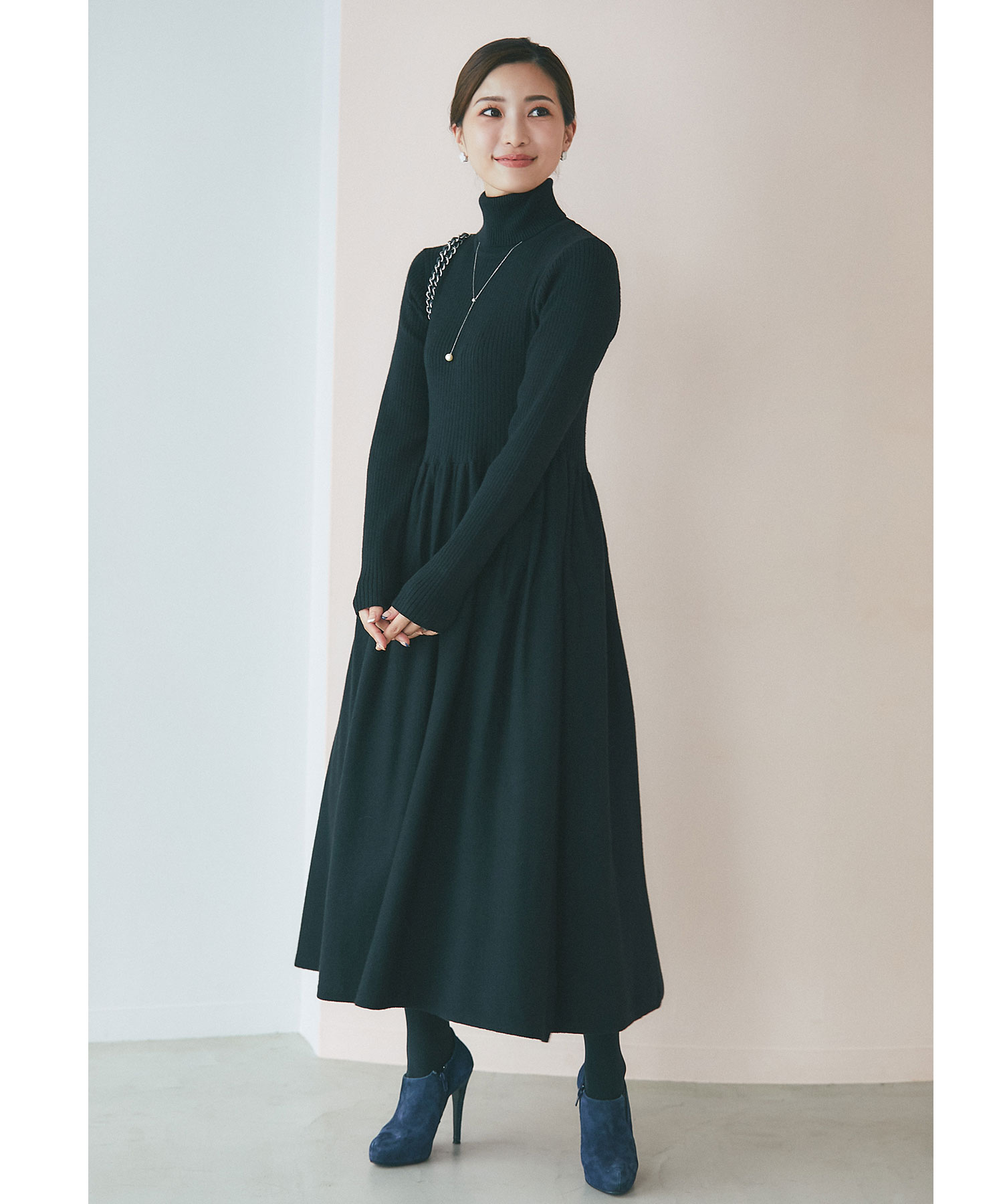 マシェリコラボ》ハイネックニットワンピース