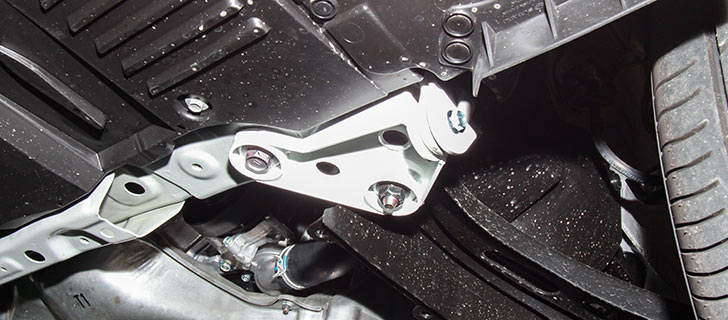 楽天市場】トヨタ 86 ZN6 / スバル BRZ ZC6 補強パーツ ロワアーム