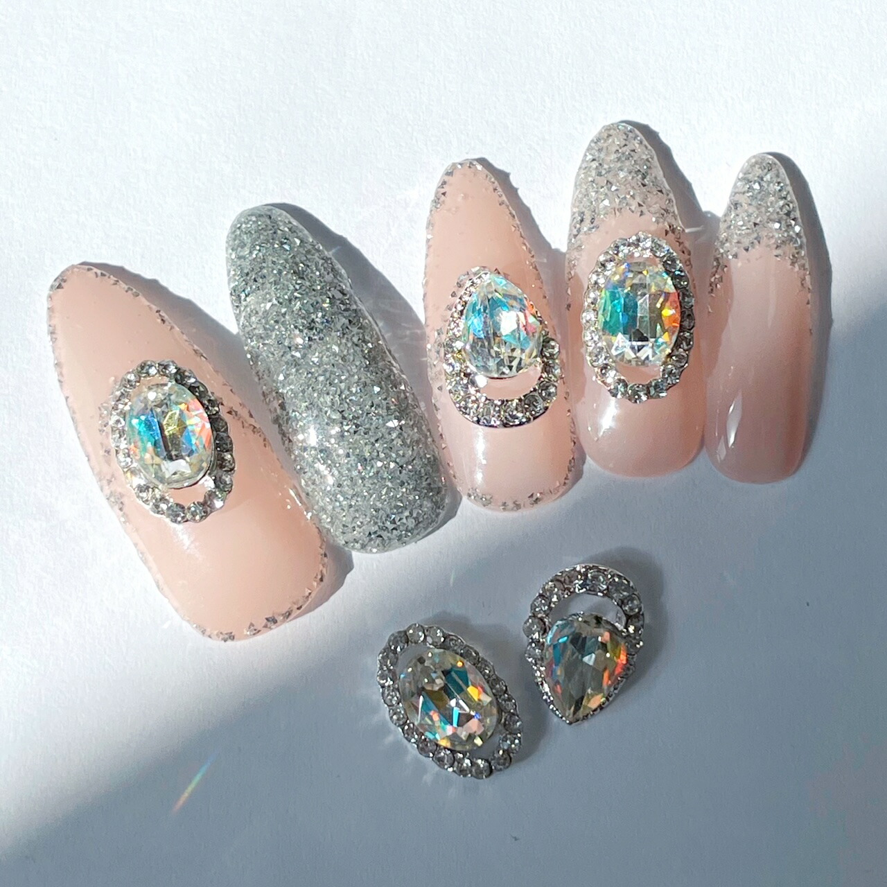 楽天市場】ネイルパーツ 【2個】オーロラジュエリー オーバル ドロップ