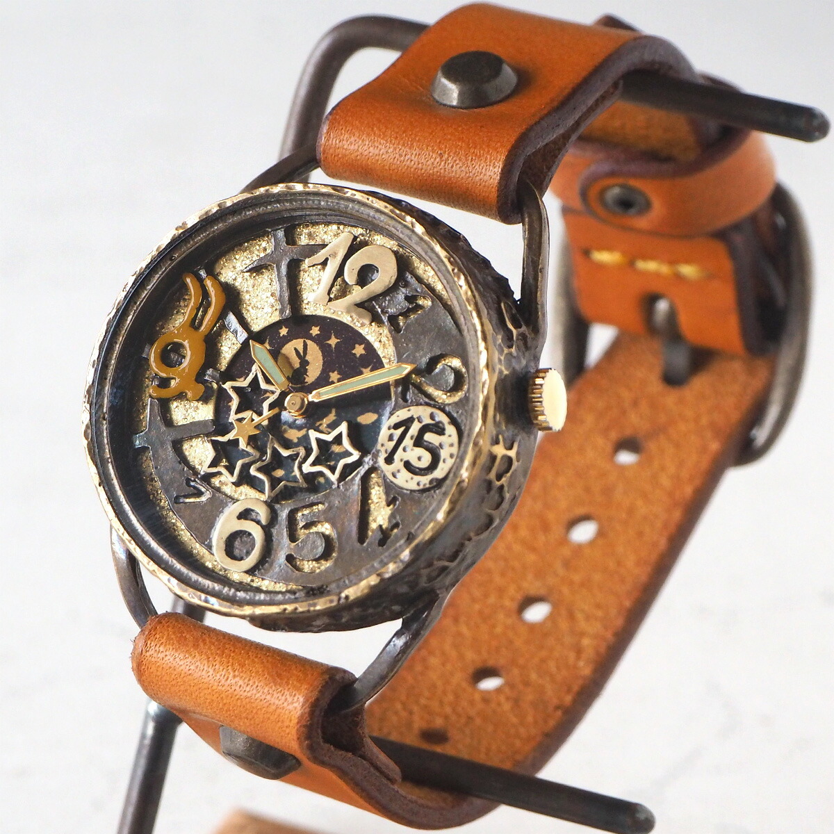 KINO(キノ) 手作り腕時計 うさぴょん SUN＆MOON [USAPYON] — クラフト