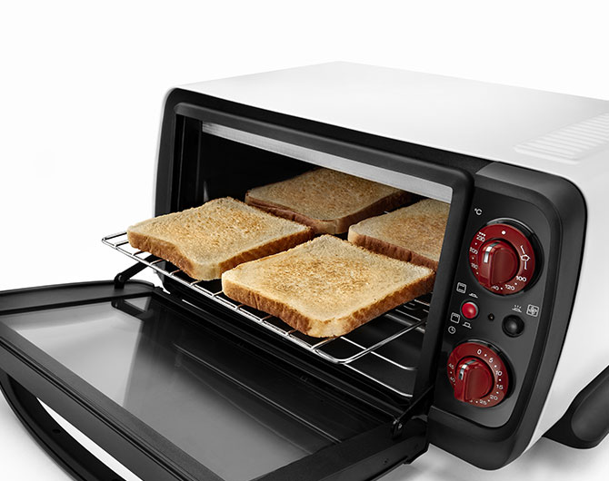 楽天市場】デロンギ スフォルナトゥット・イーヴォ ミニコンベクション