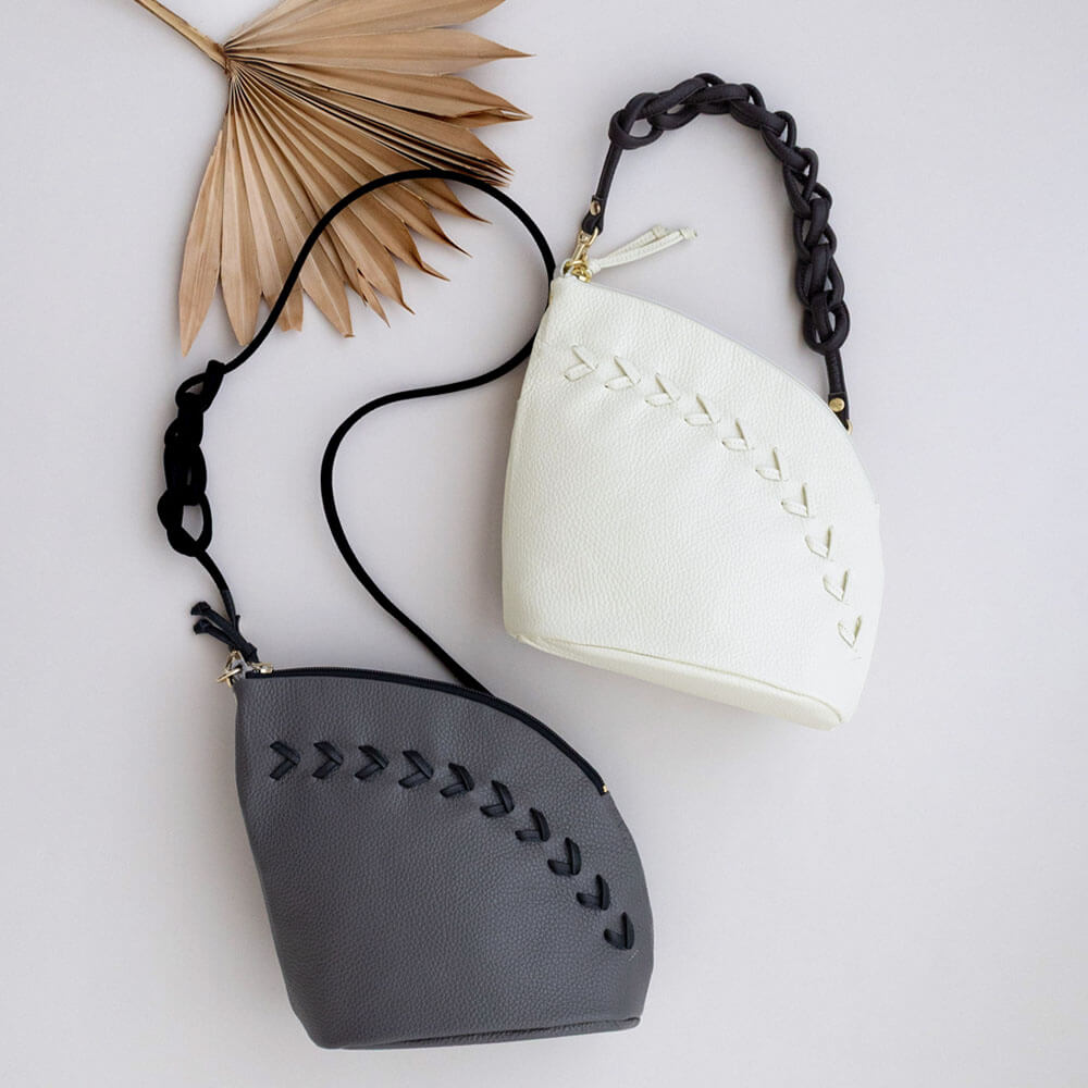 上質本革 ミニショルダーバッグ / Triangle トライアングル doracoluv