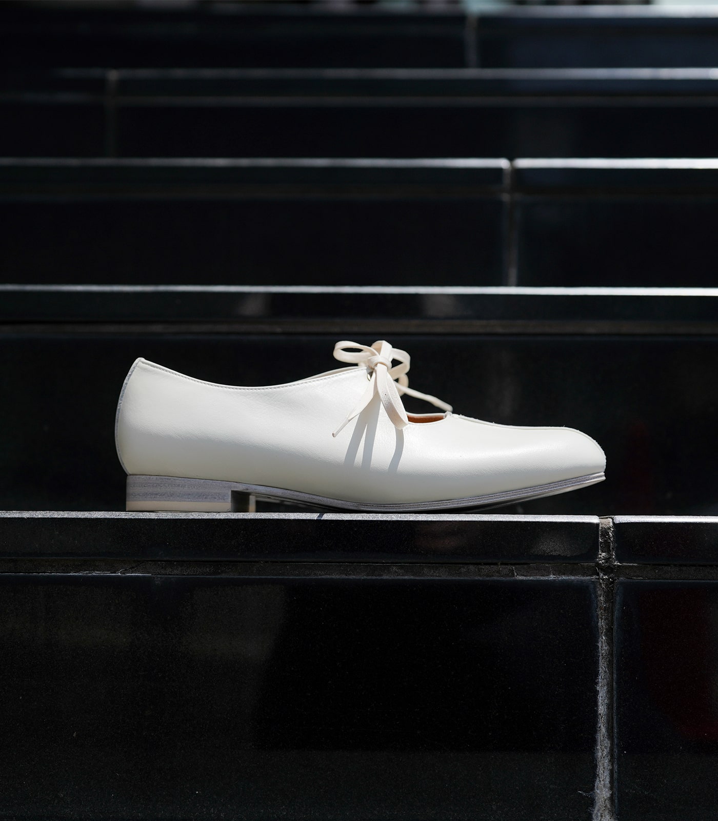 chausser】C-2306 ホワイトレザーシューズ chausser】C-2306 ホワイト