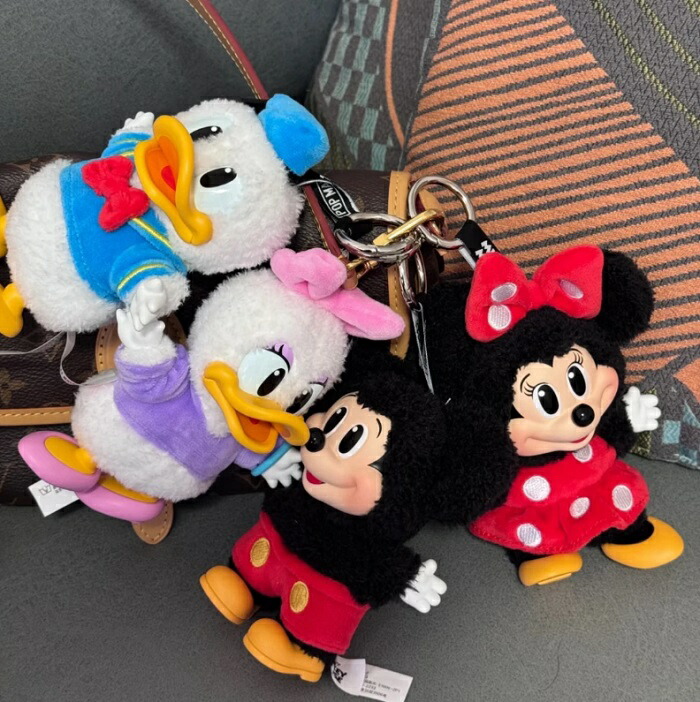 楽天市場】【正規品】 Pop Mart Mickey Family Cute Together Keychain