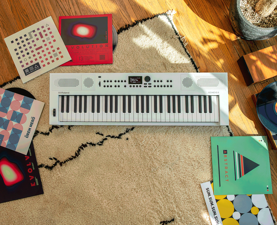 この商品はお取り寄せ品になります】Roland GO:KEYS 5 WH(ホワイト)＋