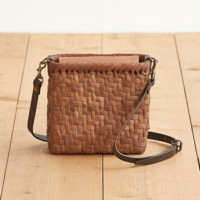 楽天市場】やまぶどうショルダーバッグ(網代編み/柿渋染ふた・内布)(約