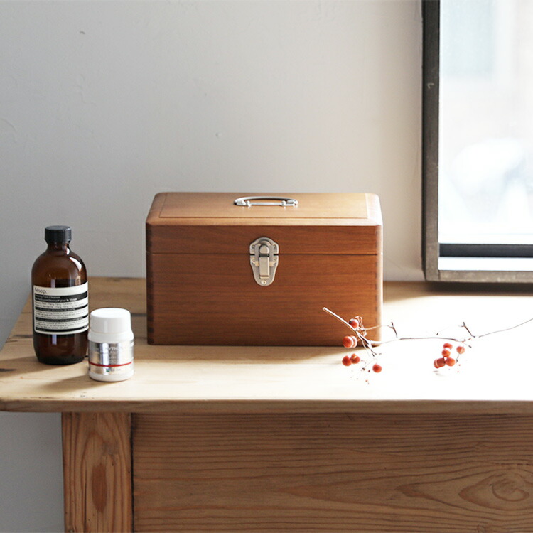 楽天市場】ツガの救急箱 Sサイズ 倉敷意匠【薬箱 木箱 収納ボックス