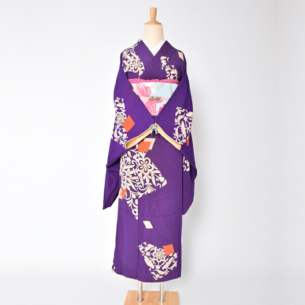 中古品】「紫 菱と華紋」アンティーク着物 正絹 袷 小紋 袖丈長め